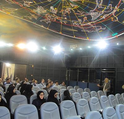 بازدید مدیر کل اداره تشکیلات و بهبود روشهای شهرداری تهران از مرکز علوم