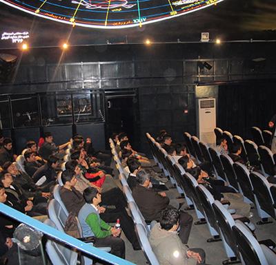 حضور 400 نفر دانش آموزان مناطق 1،2،3،4و11در مرکز علوم و ستاره شناسی تهران