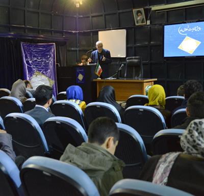 تشکیل اولین باشگاه رویت هلال ماه مرکز علوم وستاره شناسی تهران