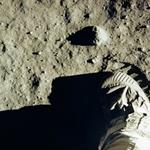 اولین فرود انسان روی ماه چگونه از تلویزیون به طور زنده پخش شد؟