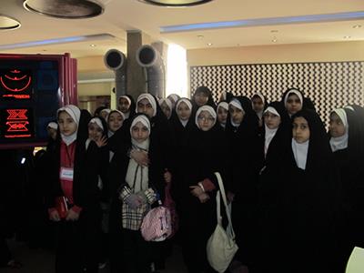 165نفر از دانش آموزان مناطق 1،2و4 از مرکز علوم و ستاره شناسی تهران بازدید کردند