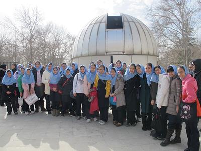 بازدید دانش آموزان مدرسه راهنمایی صبا تهران 